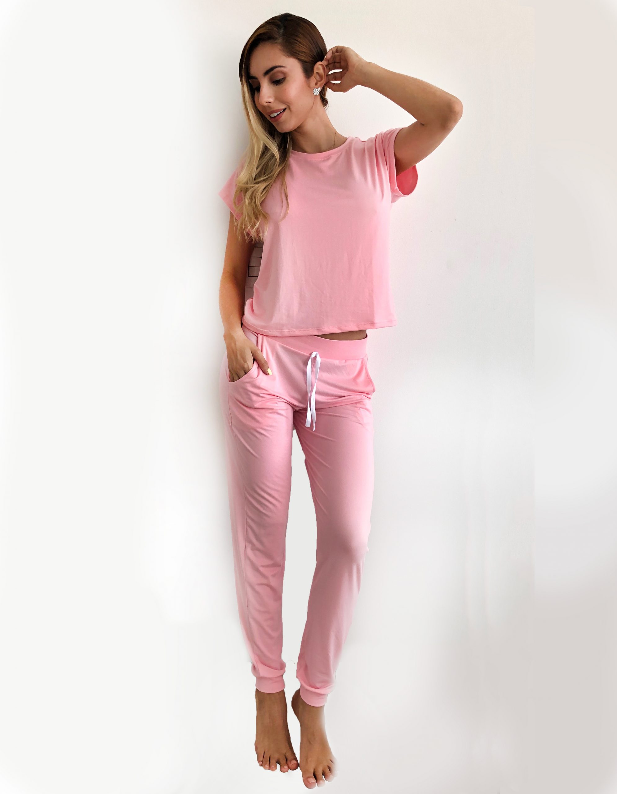 CONJUNTO JOGGER LAZOS Color ROSA Talla 6-9